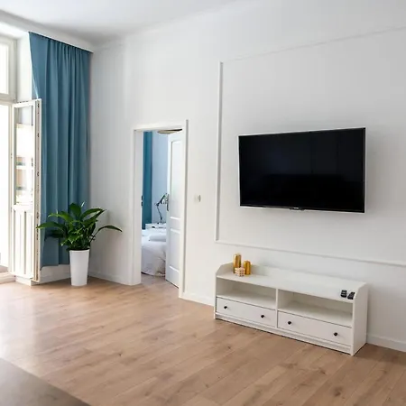 Zlote 6 * Legnica
